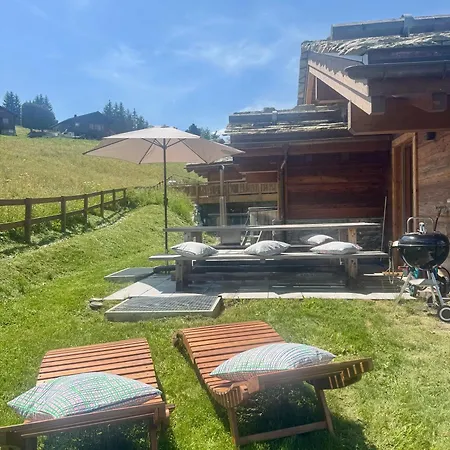 בקתה In Out Swiss Alps Charelle By Jolidi ננדה